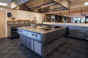 Zorgvilla Aldenborgh Herten in 2023 afgerond kookeiland